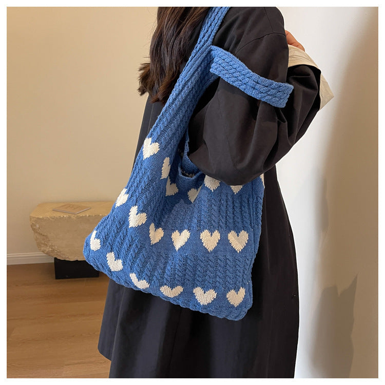 Knitted Handbags Heart Pattern Blocking Crochet Shoulder Bags Large Capacity Fashion Beach Bag Versatile Commute Woven Bag 2024