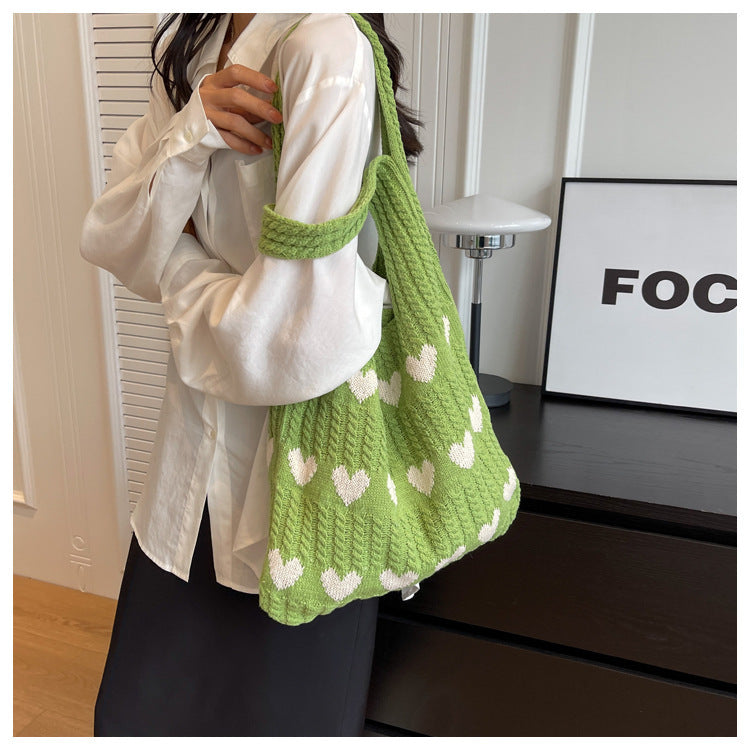 Knitted Handbags Heart Pattern Blocking Crochet Shoulder Bags Large Capacity Fashion Beach Bag Versatile Commute Woven Bag 2024