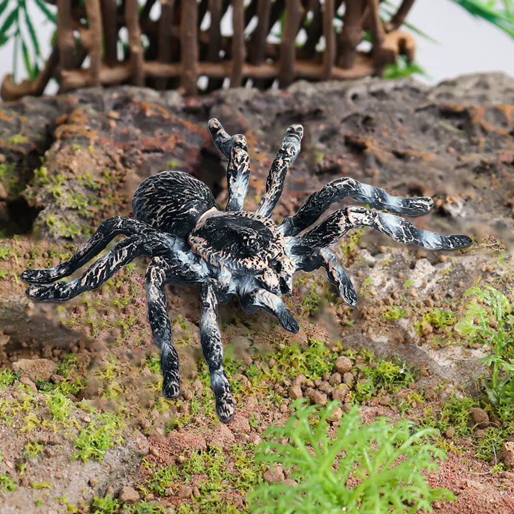 Realistic Spider Insect Tricky Prank Joke Toys Halloween Props Home Decor Festival Horror Artificial Spider Halloween Decoration
