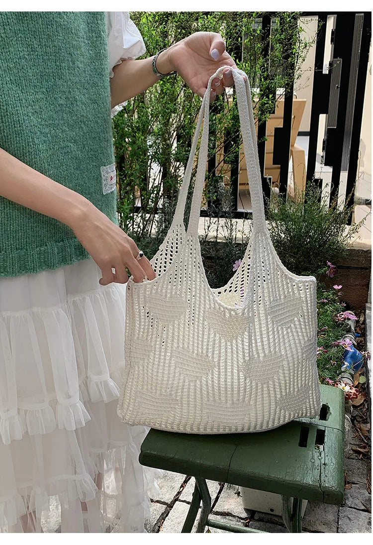 Retro Knitted Mesh Hollow Heart Weaving Ladies Versatile Single Shoulder Bag Woolen Handbag Shopping Bag Polyester Tote Bag