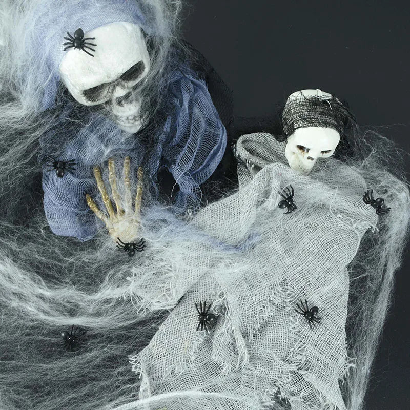 50Pcs Halloween Luminous Spiders Mini Horror Spider Glow In The Dark Halloween Party Decorations Haunted House Scary Props