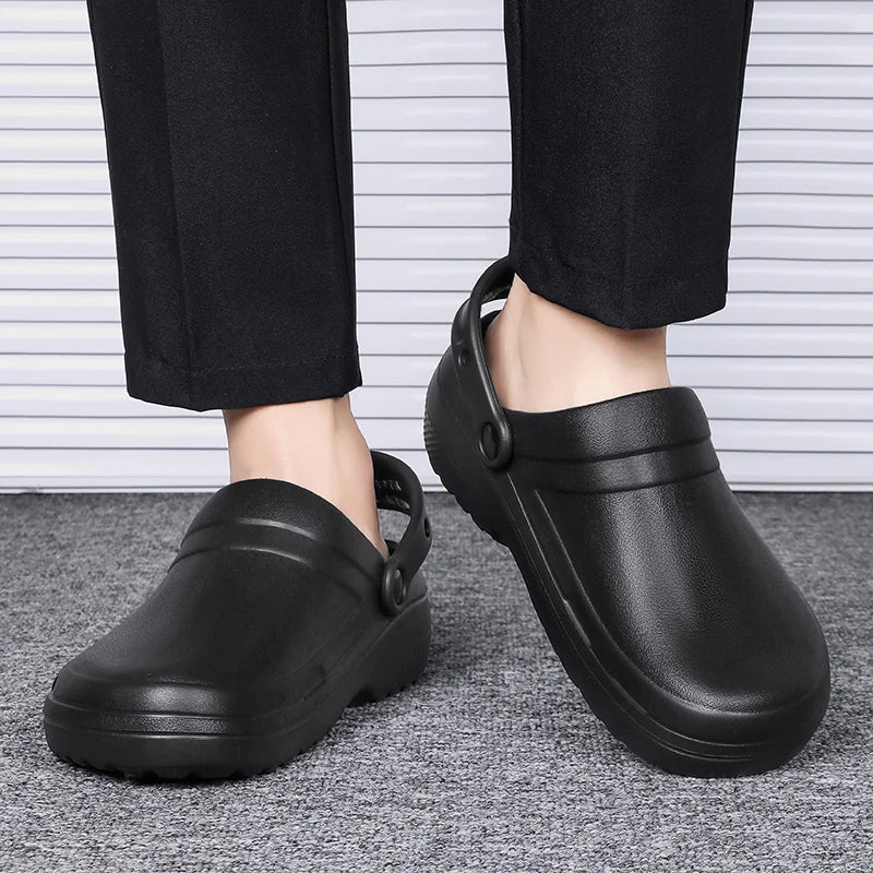 Summer Men Sandals Casual Slippers Waterproof Oilproof nurse Chef shoes Breathable Lightweight Garden Sandals Beach Aqua Shoes