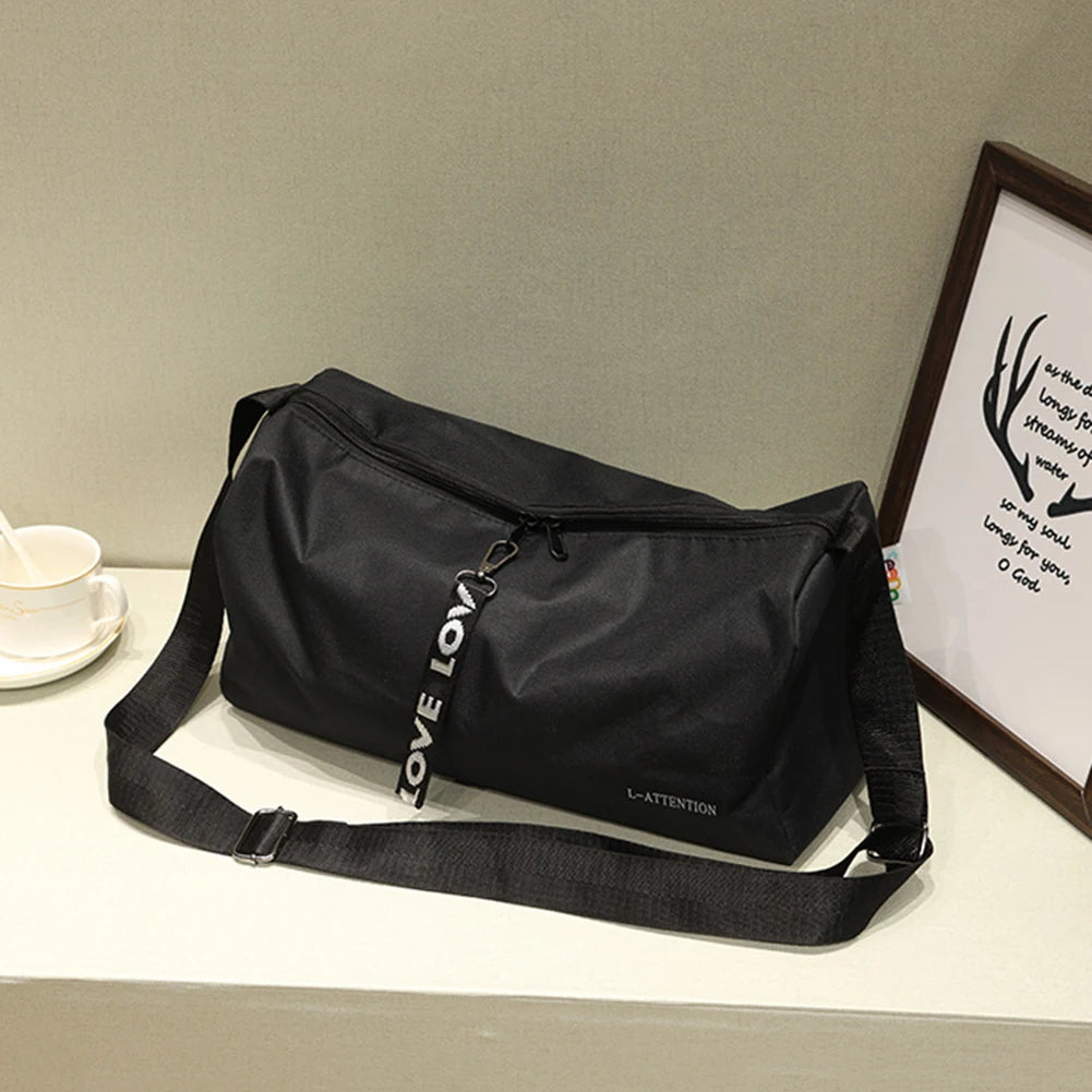 Portable Yoga Gym Sports Bag Multifunction Sport Gym Storage Bag 600D Nylon Adjustable Strap Fitness Bags for Weekend Training