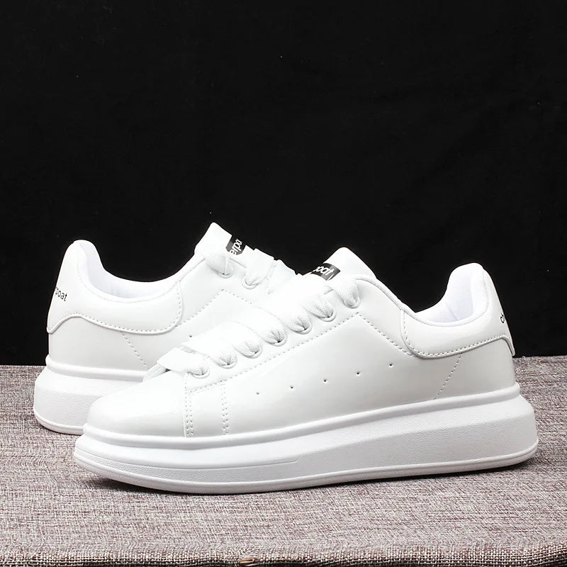 Sneaker Casual Men Women Designer Board Shoes Fashion Patent Leather Breathable Increased Internal Flat Platform White Shoes